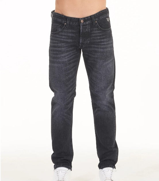Jeans in tela cimosata giapponese con lavaggio effetto usurato