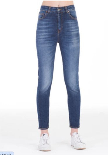 Jeans vita alta slim fit modello Niky "POP84"